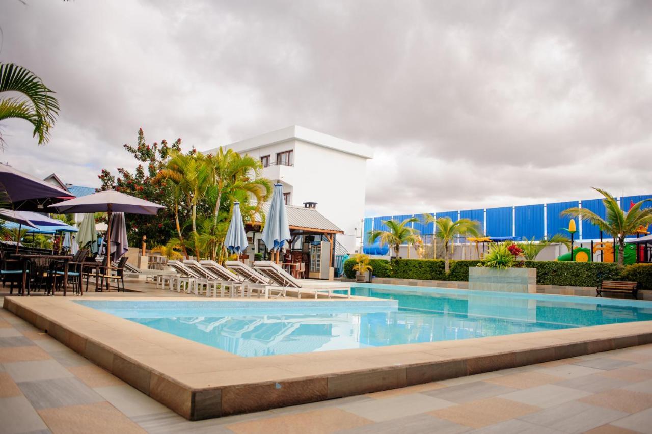 Hotel Sky Blue Mada Alasora Bagian luar foto