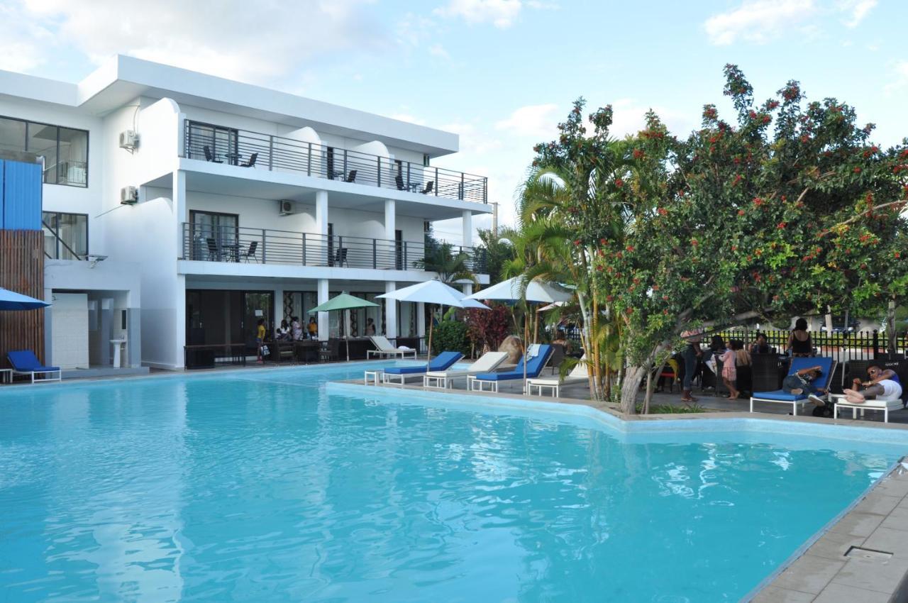Hotel Sky Blue Mada Alasora Bagian luar foto