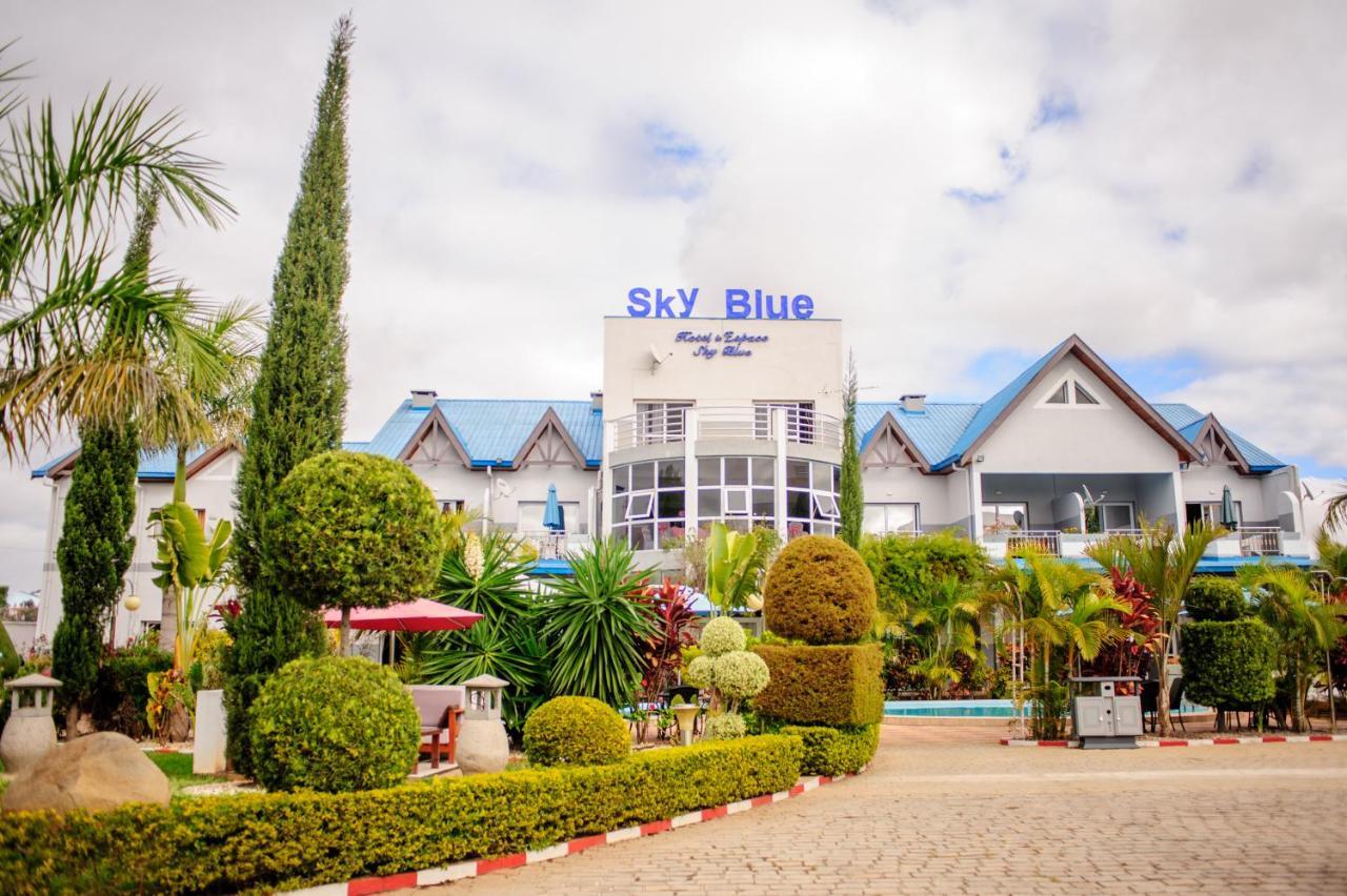 Hotel Sky Blue Mada Alasora Bagian luar foto