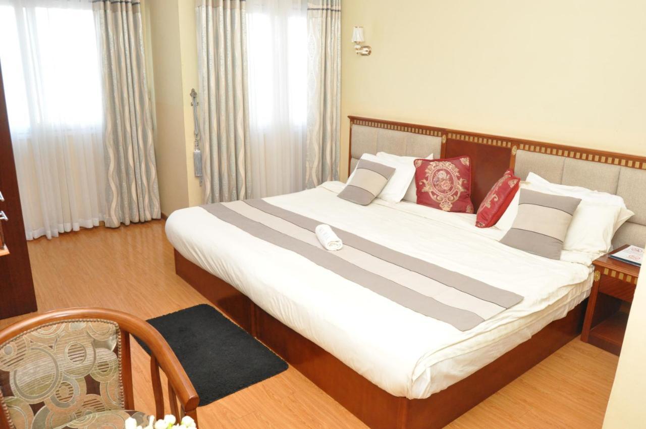 Hotel Sky Blue Mada Alasora Bagian luar foto