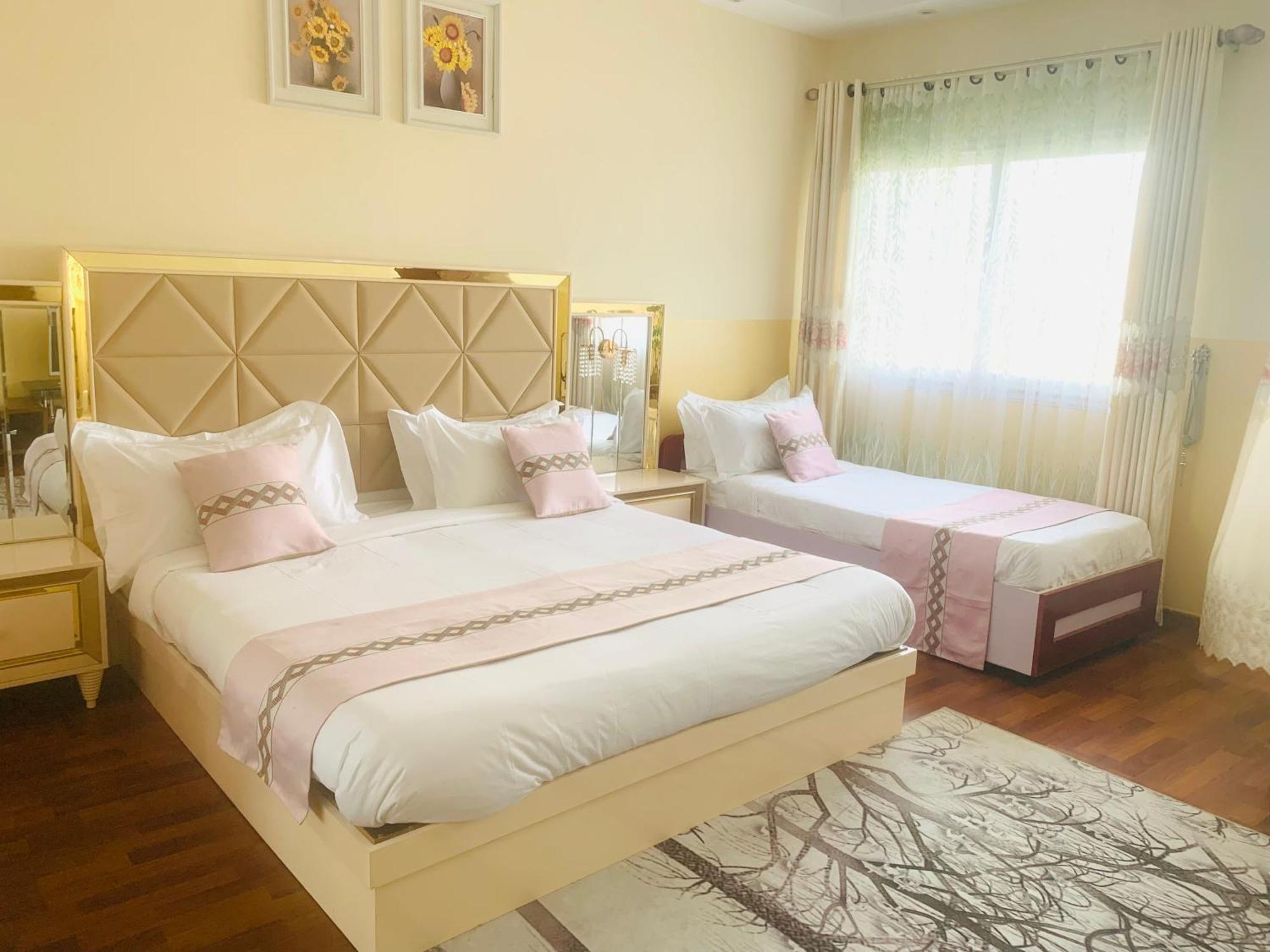 Hotel Sky Blue Mada Alasora Bagian luar foto