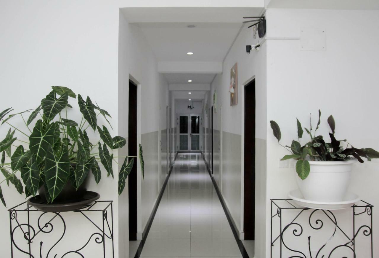 Hotel Sky Blue Mada Alasora Bagian luar foto