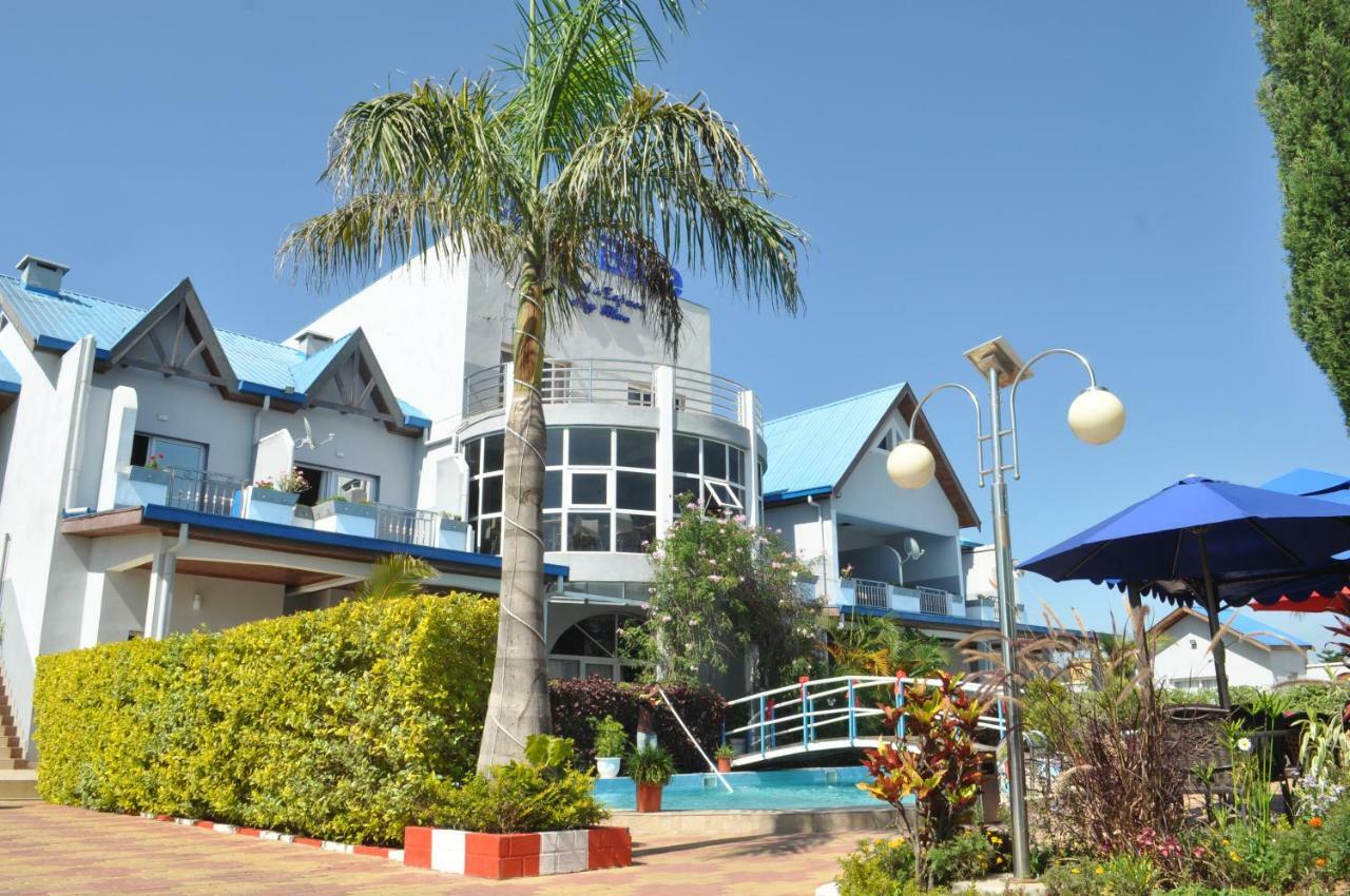 Hotel Sky Blue Mada Alasora Bagian luar foto